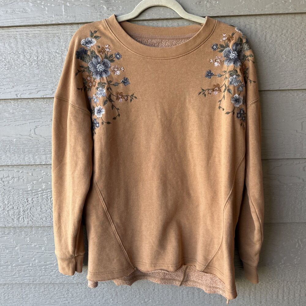 American Eagle Ahh-Amazingly Soft Sweatshirt Women's Size Small Tan Floral